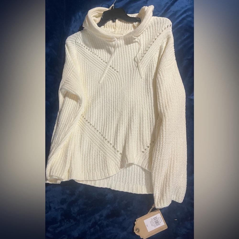 True Craft NWT sweater